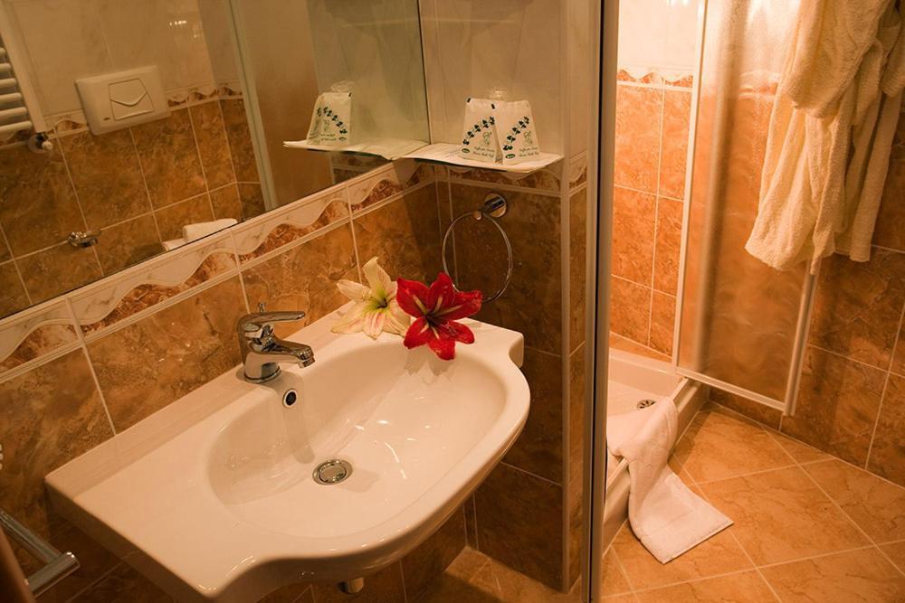 Hotel Plaza 가비체 마레 외부 사진